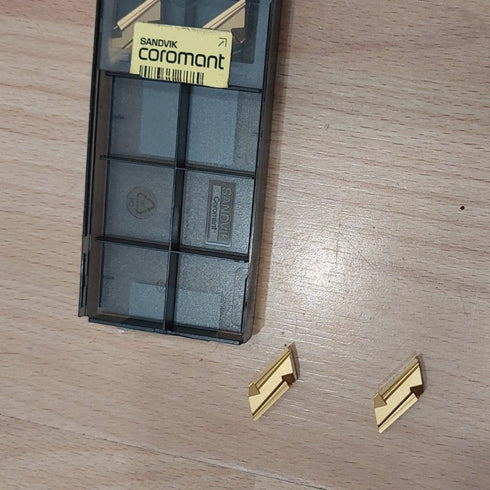 Πλακίδια τόρνου KNUX 160405R11 2025